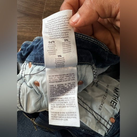 Mother The High Waist Looker Jeans in Teaming Up - Picture 9 of 12